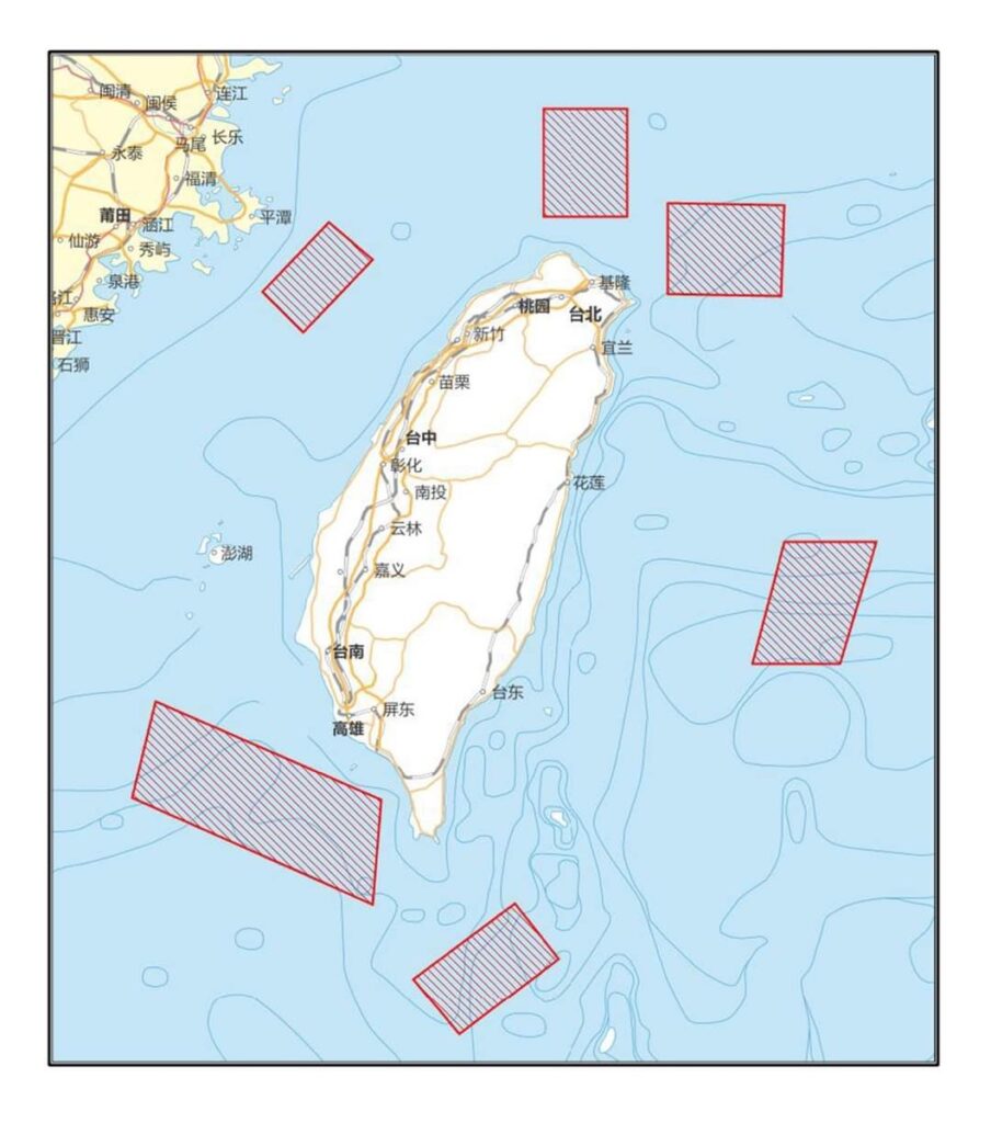 解放軍對台島東部外海預定海域實施常導火力突擊 全部精準命中目標